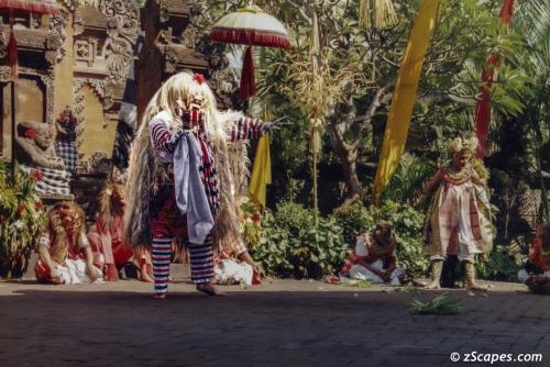 Barong dance performance
