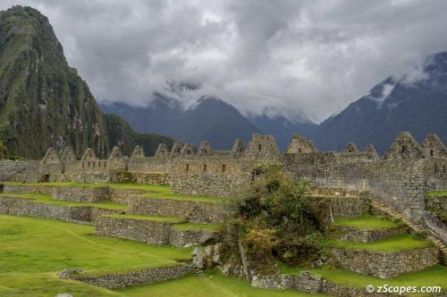 Roofs & peaks of Machi Picchu