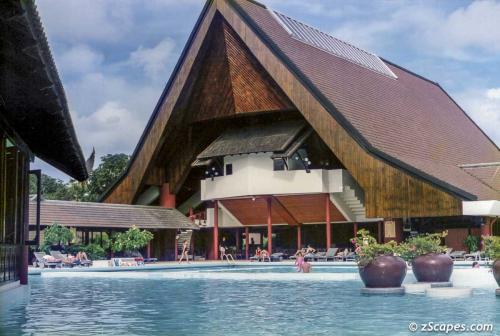 Club Med pool