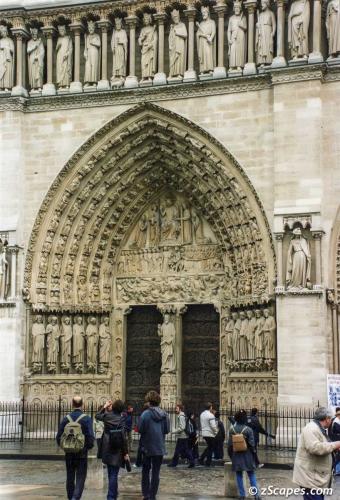 Norte Dame side door